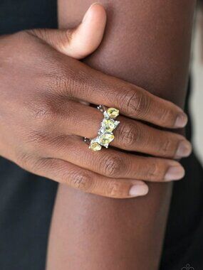 Paparazzi Jewelry Accessories - Majestically Modern - Yellow Ring - Vintage